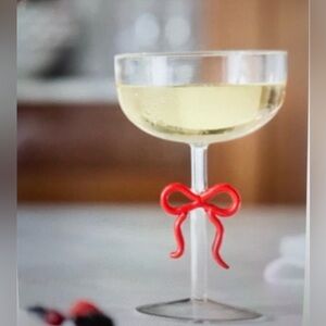 ❤️ ANTHROPOLOGIE BENEDITA RED BOW COUPE WINE GLASS NEW